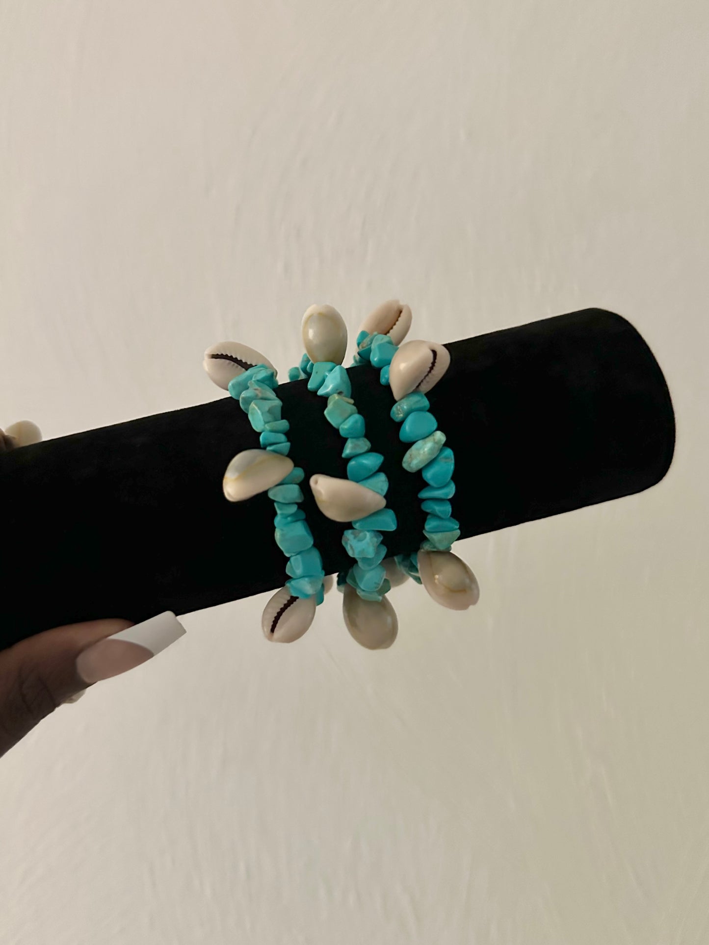Wagnerite and Cowrie Shell Crystal Bracelet